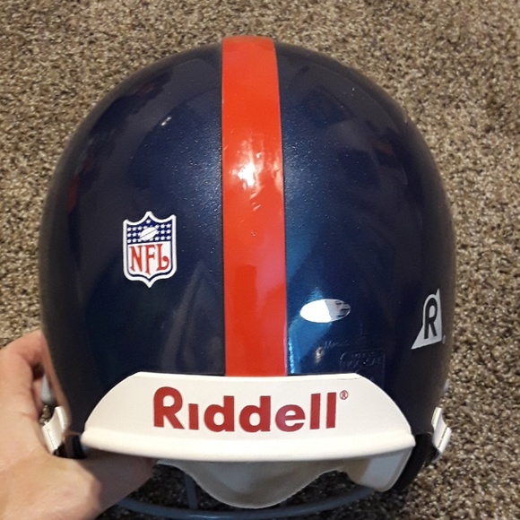 Authentic Riddell New York Giants Signed Helmet - Picture 4 of 7